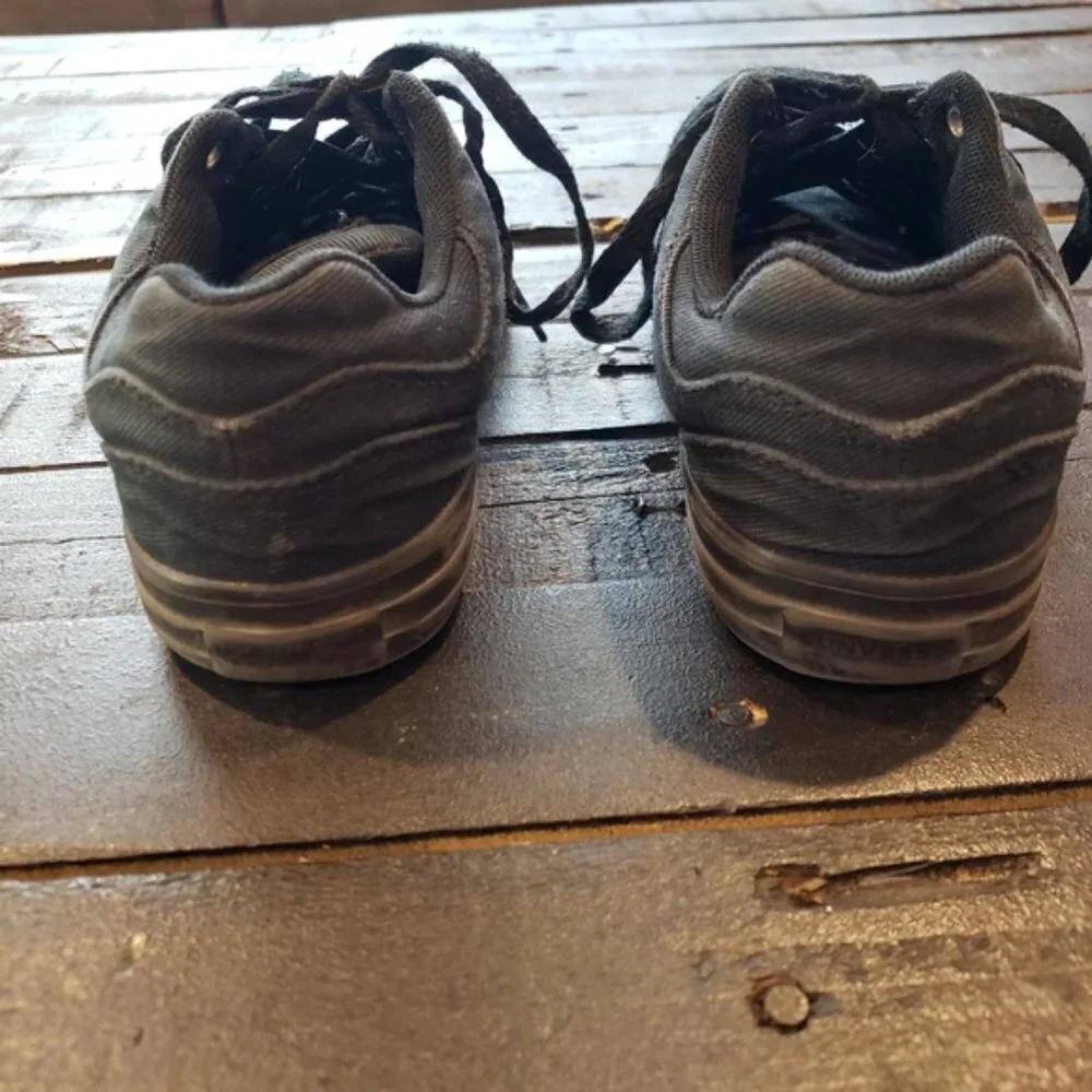 Converse All Black Star Shoes Kids Youth Size 2